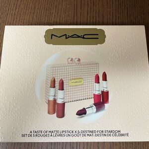 MAC Cosmetics lipsticks Matte Nudes, pinks